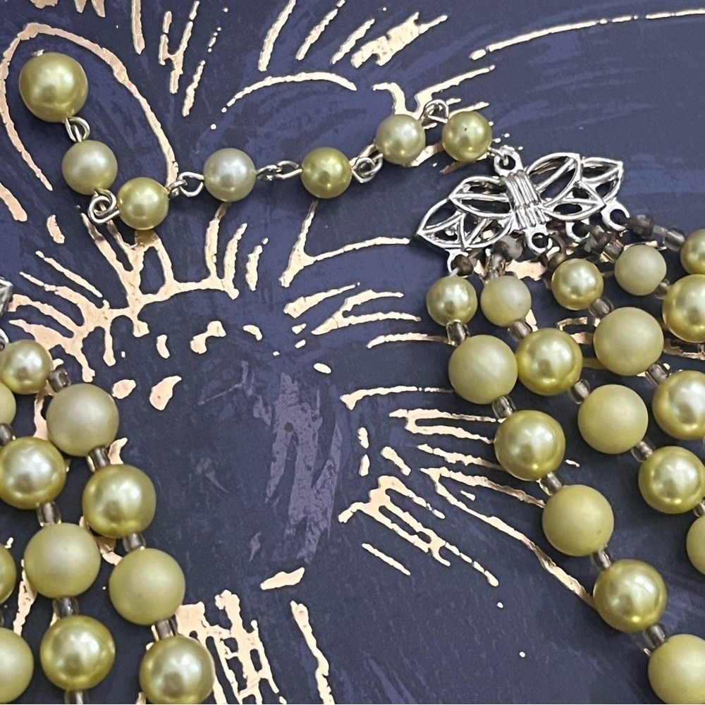 Vintage Chunky Yellow Pearl Gold Tone and Sparkly AB 5 Strand Necklace JAPAN A3 - Picture 4 of 14